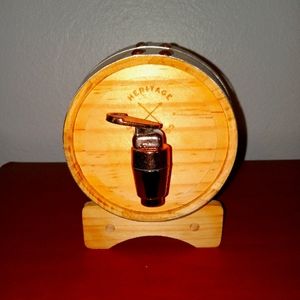 Mini oak keg whiskey dispenser